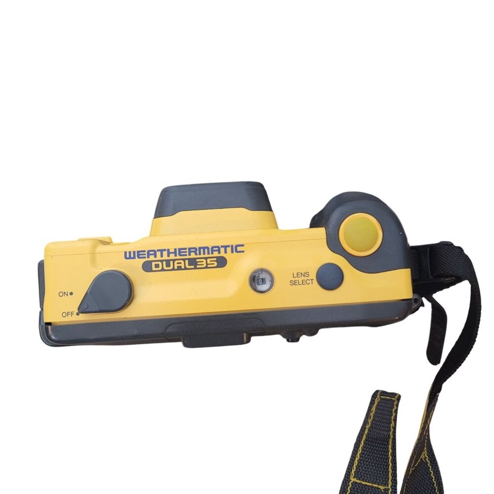 Vintage Minolta Weathermatic Dual 35mm Waterproof Camera Yellow With Strap - Picture 10 of 12